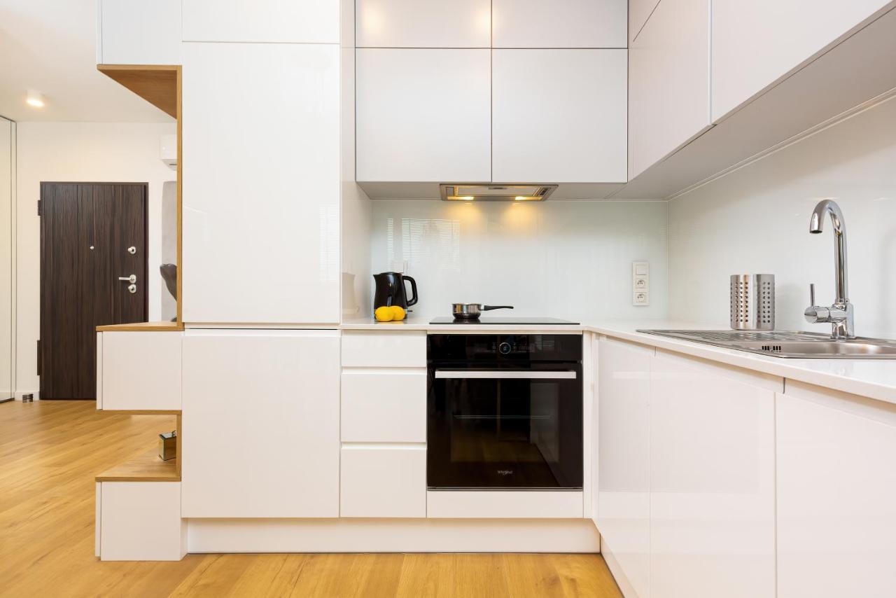 Apartment City Center Grzybowska By Renters Prestige Varsó Kültér fotó